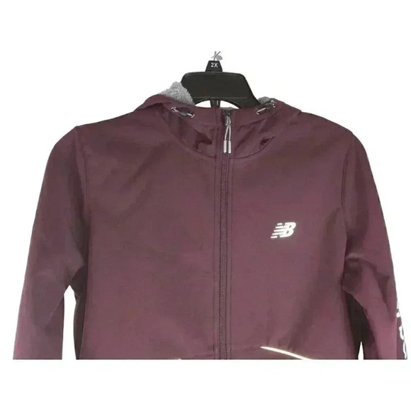 New Balance Hooded Softshell Fleece Lined Jacket Plum Size Large - Picture 3 of 10